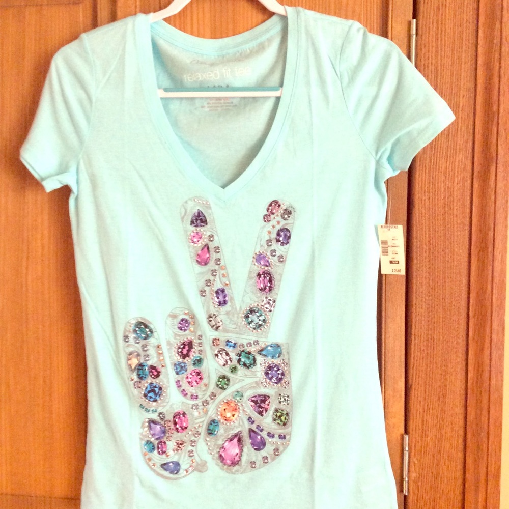 Aeropostale t shirt, New with tag, medium